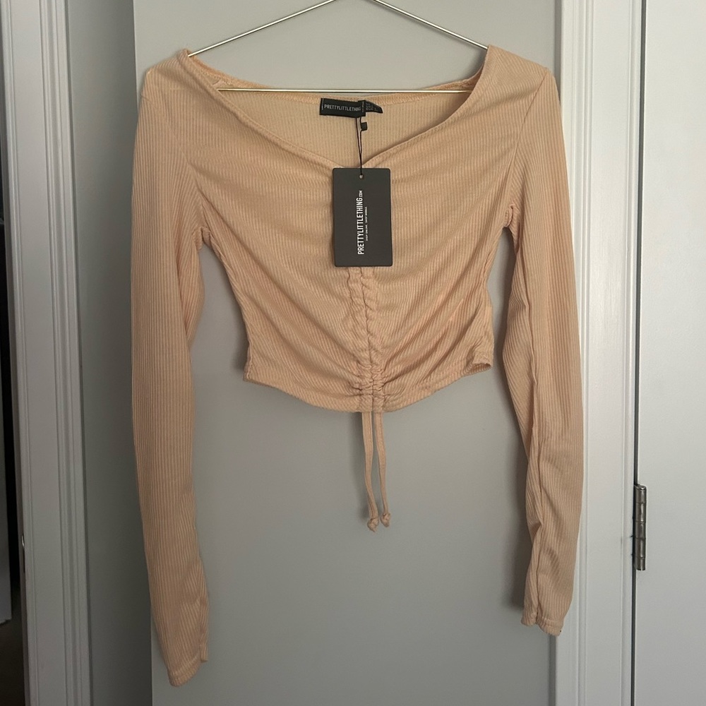PrettyLittleThing Crop Top US Size 4 UK Size 8 NWT